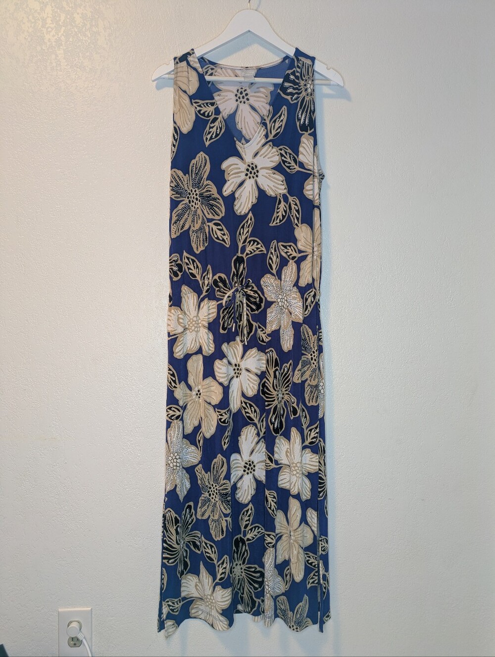 Chico's By Travelers Blue Floral Sleeveless Maxi Dress - Picture 3 of 10